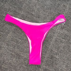 Super cheeky bikini bottoms